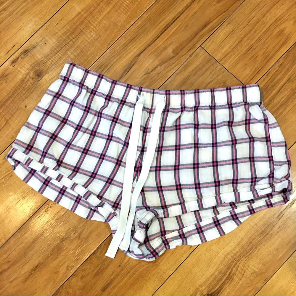 Victoria Secret pink white plaid shorts cotton flannel sleep lounge athlesiure